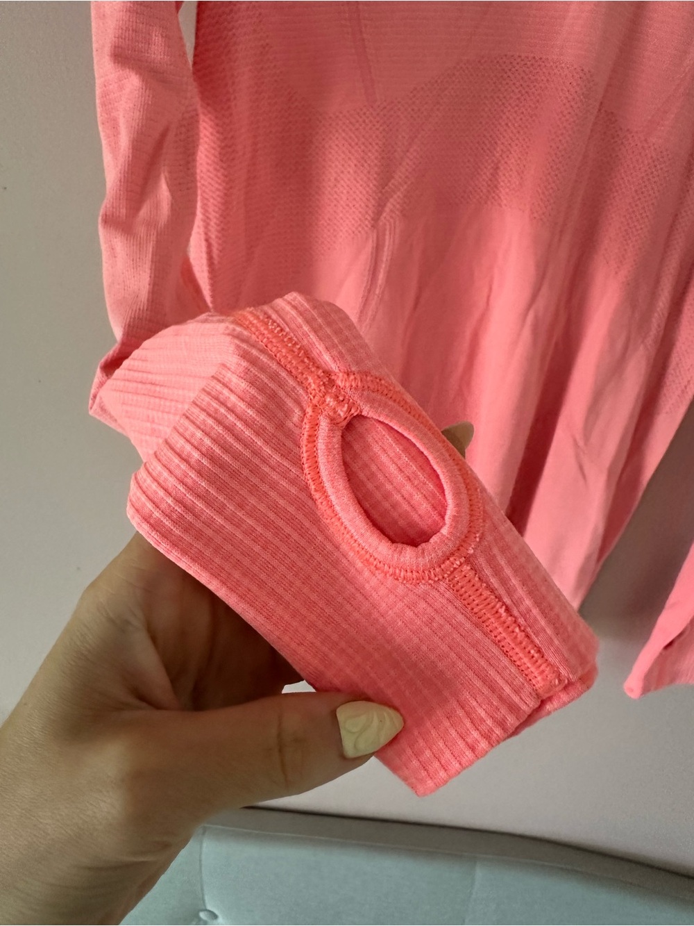 Lululemon Swiftly Tech Long-Sleeve Coral Pink Orange Women's Performance Top - Picture 4 of 9